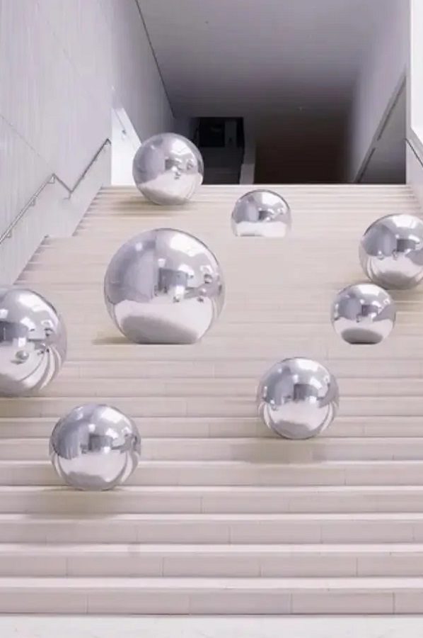 decoration mariage 2026 metal argent boule geantes